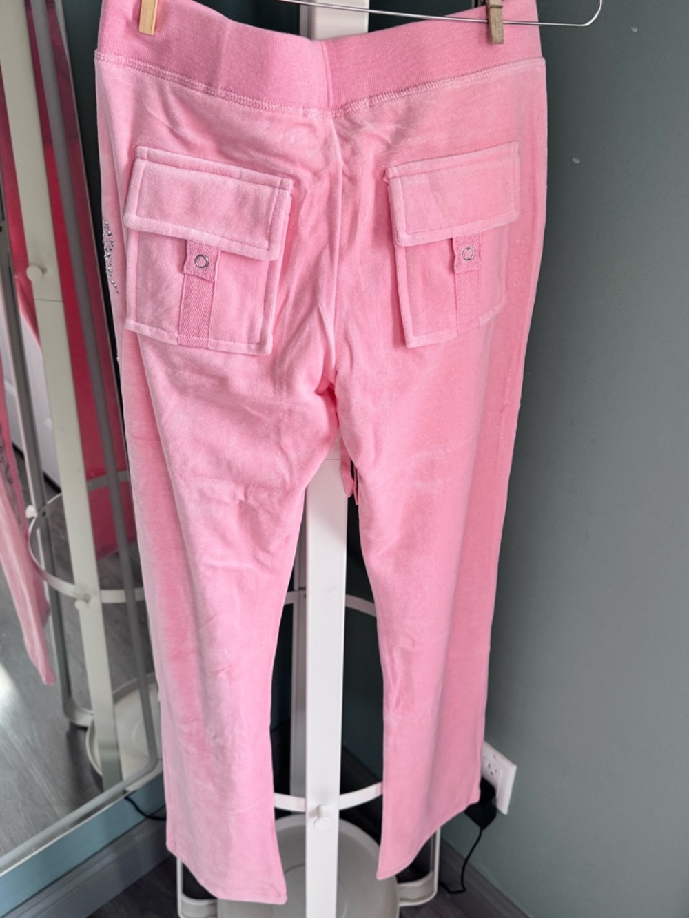 SOLD❣️NWT Juicy Couture Pink Velour Tracksuit Set Y2K Rhinestone S - Picture 8 of 10